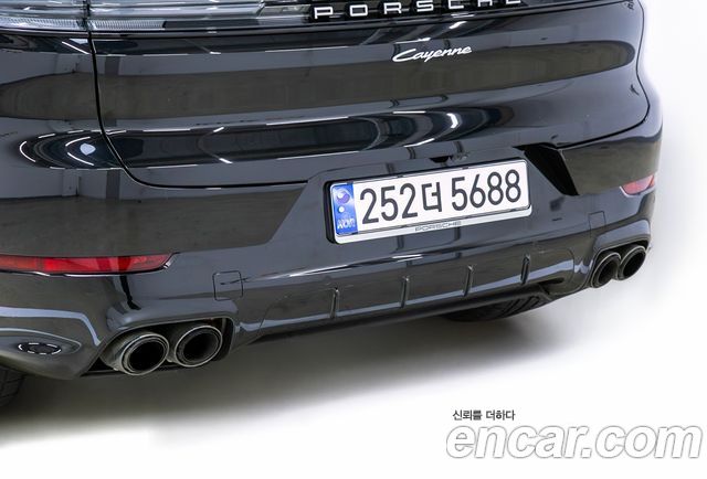 Porsche Cayenne 2024 — photo 11