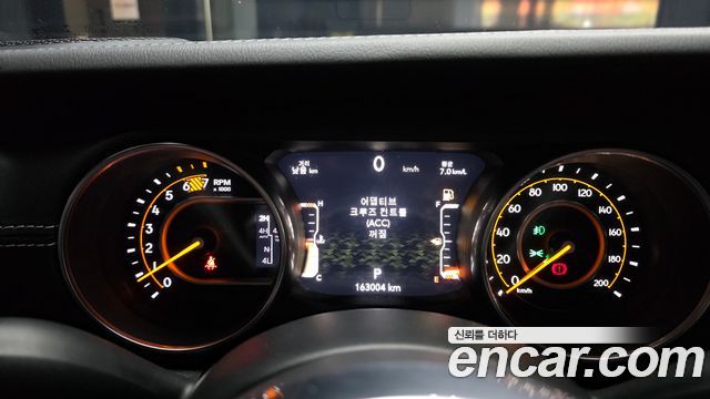 Jeep Wrangler 2019 — photo 8