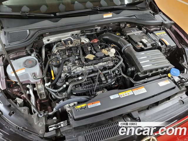Volkswagen Golf 2023 — photo 6