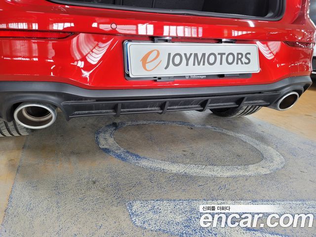 Volkswagen Golf 2023 — photo 19