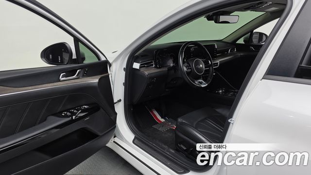 Kia K5 2021 — photo 10