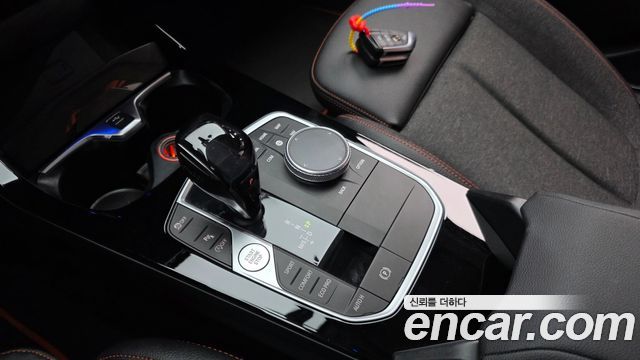 BMW 1-Series 2021 — photo 12