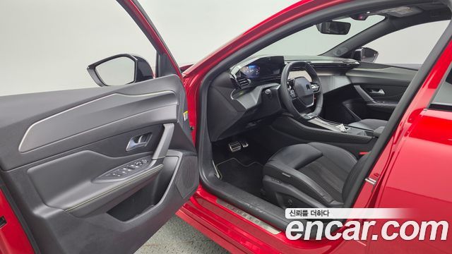 Peugeot 308 2025 — photo 13