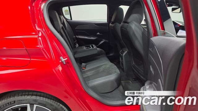 Peugeot 308 2025 — photo 17