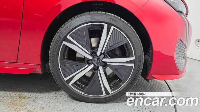 Peugeot 308 2025 — photo 7