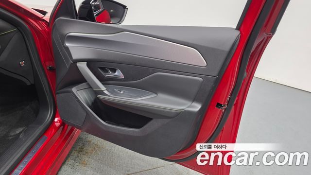 Peugeot 308 2025 — photo 14