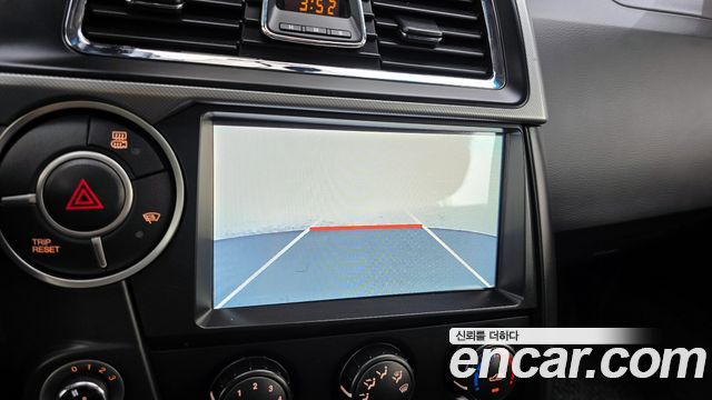 KG Mobility KORANDO 2017 — photo 15