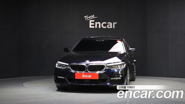 BMW 5-Series 2018 — photo 3