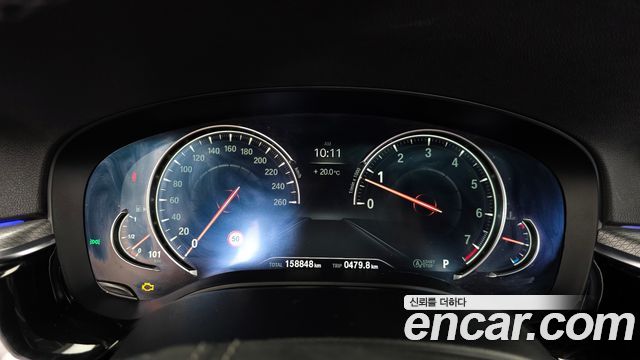 BMW 5-Series 2018 — photo 8
