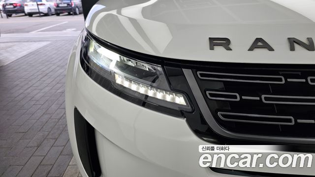 Land Rover Range Rover Evoque 2024 — photo 8
