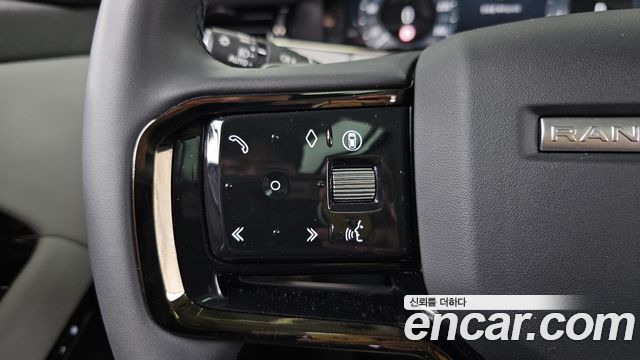 Land Rover Range Rover Evoque 2024 — photo 16