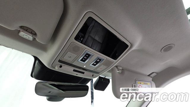 Land Rover Range Rover Evoque 2024 — photo 27