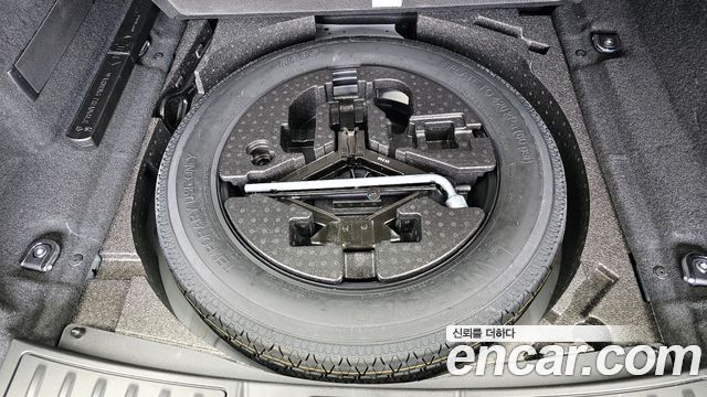 Land Rover Range Rover Evoque 2024 — photo 31