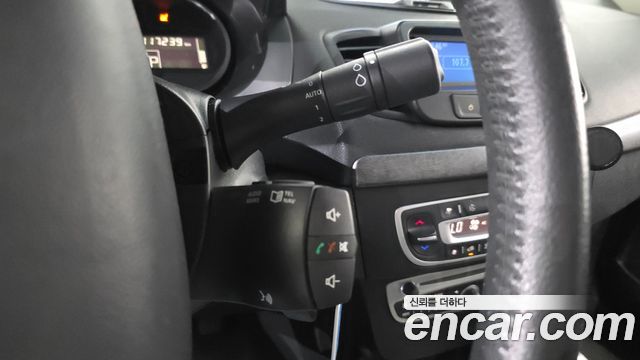 Renault Korea SM3 2011 — photo 15