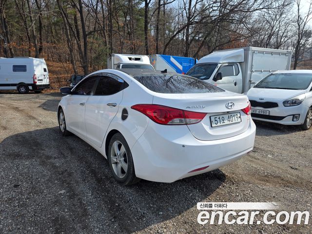 Hyundai AVANTE 2014 — photo 3