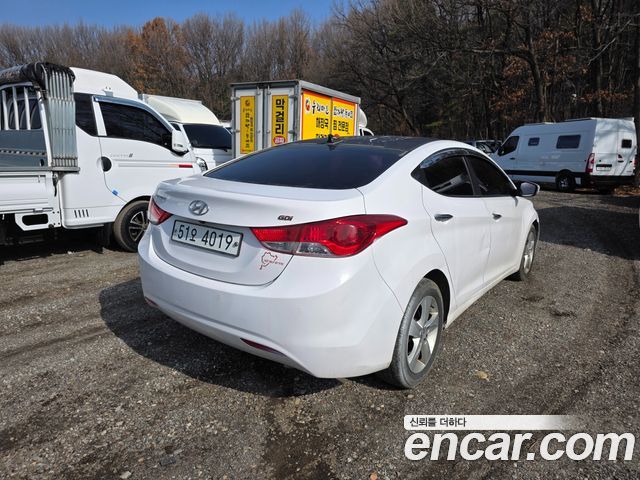 Hyundai AVANTE 2014 — photo 5