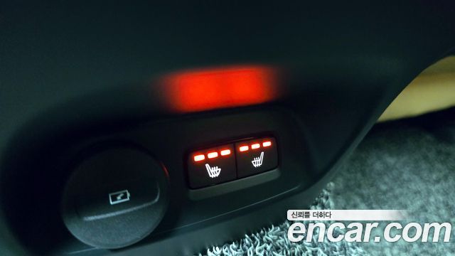 Volvo XC40 2021 — photo 25