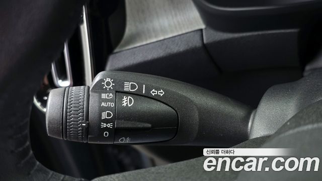 Volvo XC40 2021 — photo 34