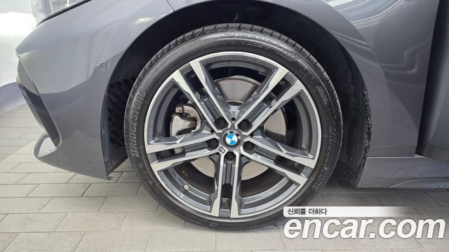 BMW 1-Series 2021 — photo 5