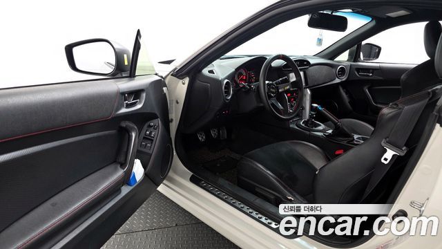 Toyota 86 2016 — photo 10