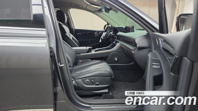 Genesis GV80 2022 — photo 11