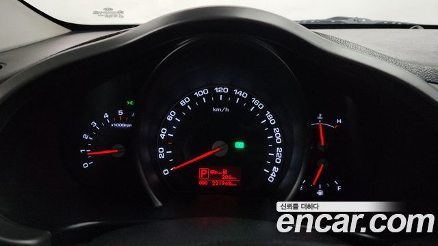Kia Sportage 2012 — photo 8