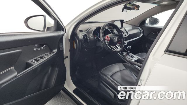 Kia Sportage 2012 — photo 10