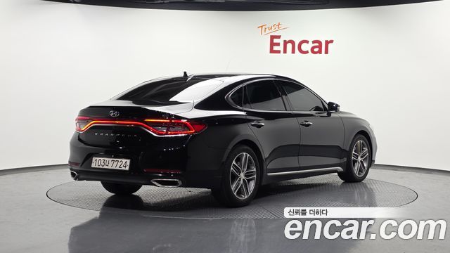 Hyundai Grandeur 2018 — photo 2