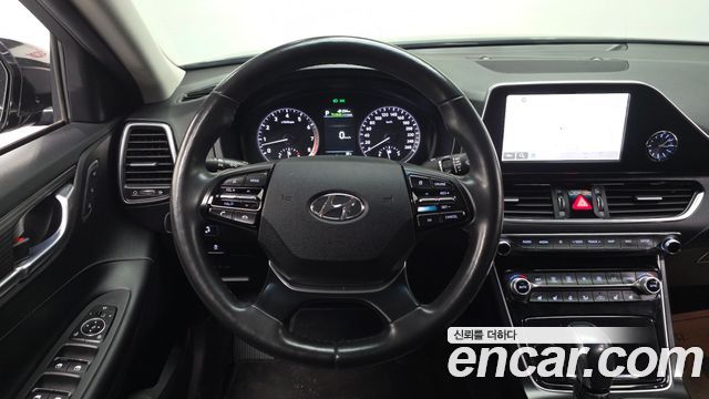 Hyundai Grandeur 2018 — photo 13