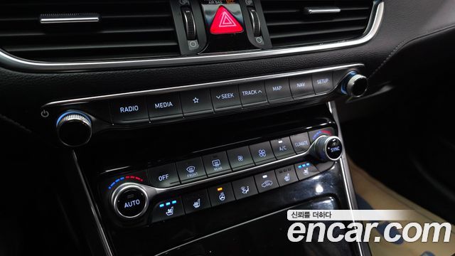 Hyundai Grandeur 2018 — photo 18
