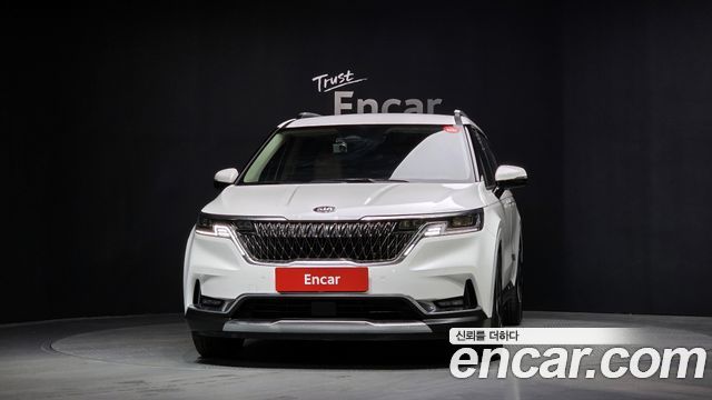 Kia Canival 2021 — photo 3