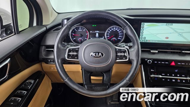 Kia Canival 2021 — photo 19