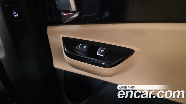 Kia Canival 2021 — photo 25