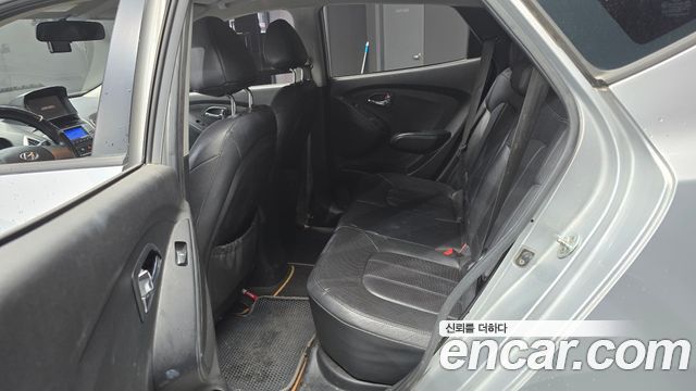 Hyundai Tucson 2012 — photo 17