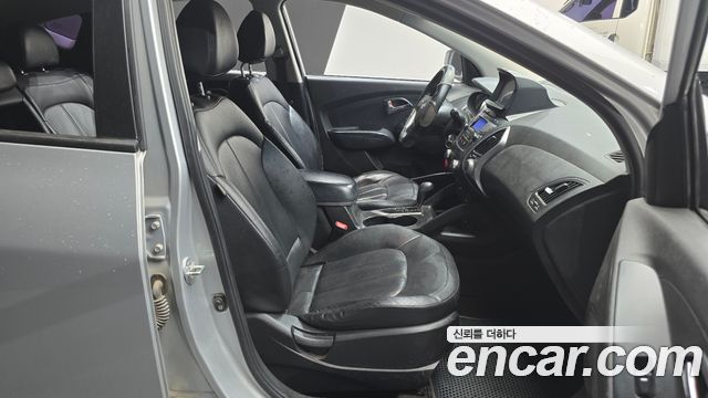 Hyundai Tucson 2012 — photo 16