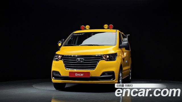 Hyundai Starex 2019 — photo 3