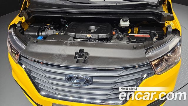 Hyundai Starex 2019 — photo 6