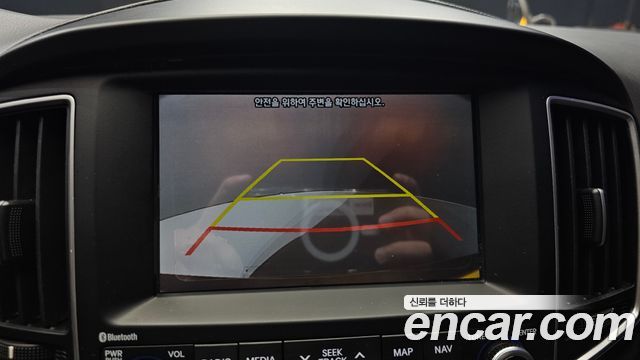 Hyundai Starex 2019 — photo 15