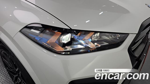 BMW X5M 2025 — photo 8