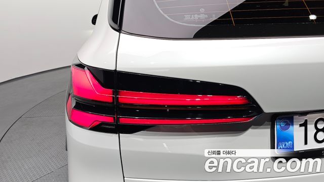 BMW X5M 2025 — photo 9