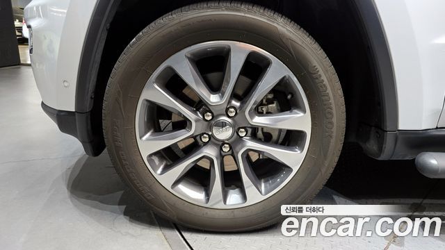 Jeep Cherokee 2018 — photo 5