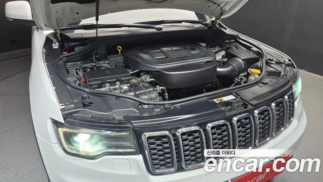 Jeep Cherokee 2018 — photo 6