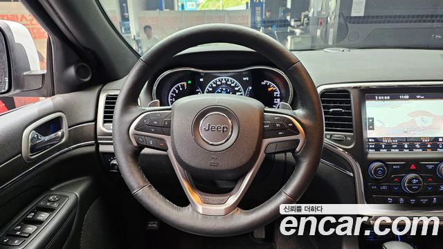Jeep Cherokee 2018 — photo 19