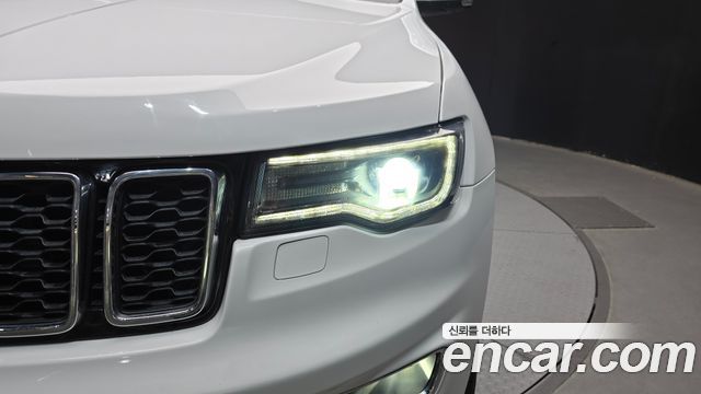 Jeep Cherokee 2018 — photo 8
