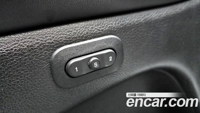 Jeep Cherokee 2018 — photo 30