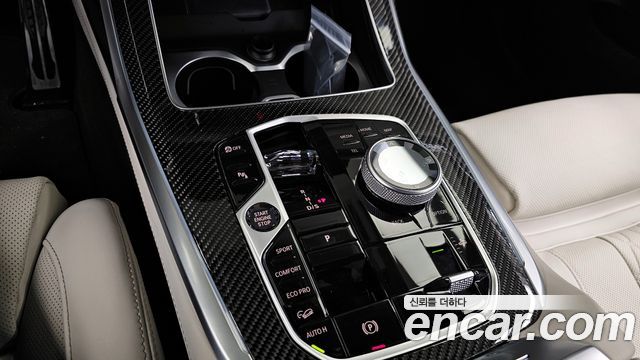 BMW X7 2025 — photo 12