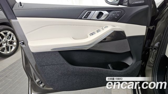 BMW X7 2025 — photo 14
