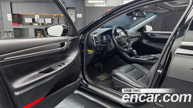 Hyundai Grandeur 2018 — photo 13