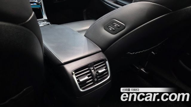 Hyundai Grandeur 2018 — photo 29