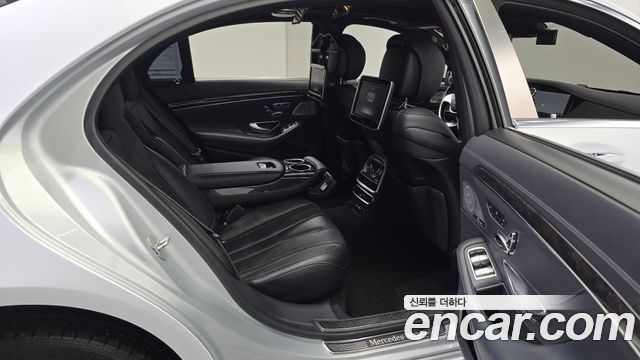 Mercedes-Benz S-Class 2017 — photo 11
